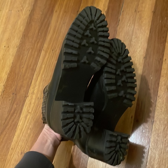 Zara size 8 black boots - Picture 2 of 4